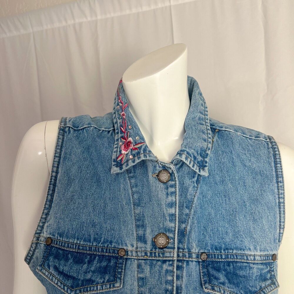 Vintage y2k Bill Blass Denim Vest Pink Flower Embroidered Western Size M - Picture 2 of 6